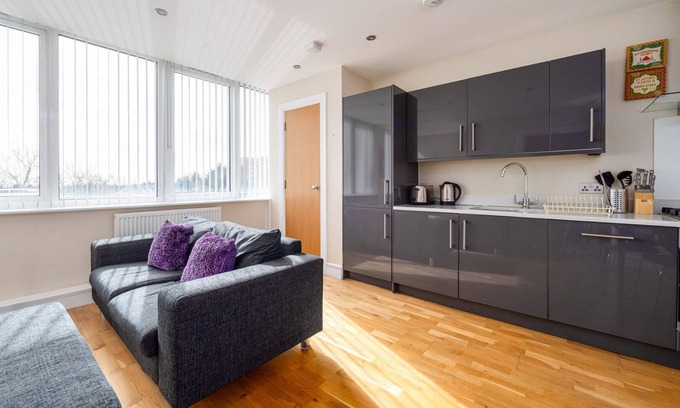 Harrow Apartment | GuestReady - Simple luxury in Harrow