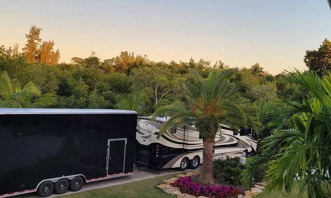 Biggar RV Rental | Gulf Access RV Spot