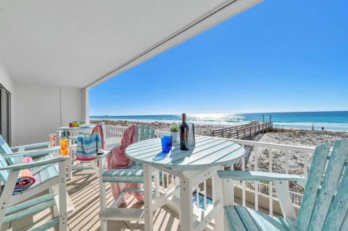 Fort Walton Beach Apartment | Gulf Dunes 216 - Endless Summer