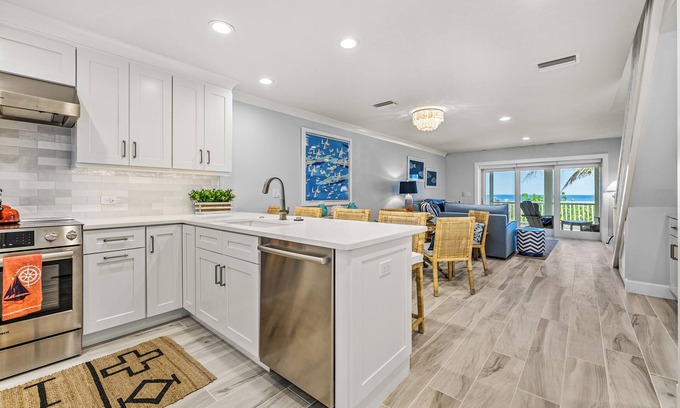 Boca Grande House | Gulf Dunes 3 - Sunsets, South of Village of Boca Grande - Beach Front