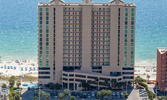 Gulf Shores Condo | Gulf Front 2 Bedroom ~ Sleeps 6 ~ Pool ~ Great Location ~ Crystal Shores West 704