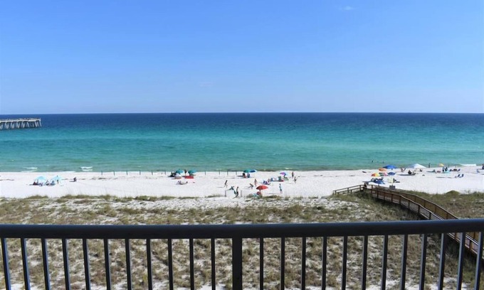 Navarre Beach Condo | Gulf Front 3/3 Resort w/Pool & 3 King Suites! Chair/umbrella set-up included!