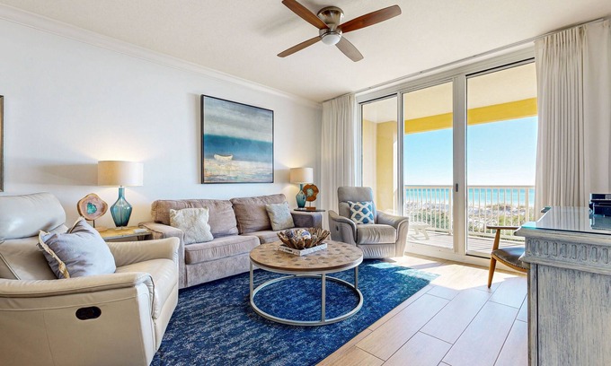Fort Walton Beach Condo | Gulf Front Condo Pools Onsite, Nearby Activities, Shops, Restaurants