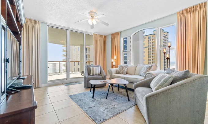 Navarre Beach Condo | Gulf Front Condo Tennis Court, Fitness Center, Private Beach Access
