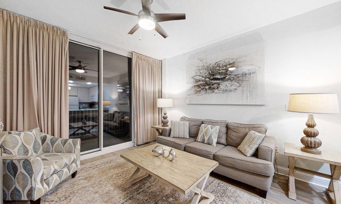 Gulf Shores Condo | Gulf-Front Condo w/Beach Access, WiFi, Balcony & Shared Pools/Hot Tubs/Gym