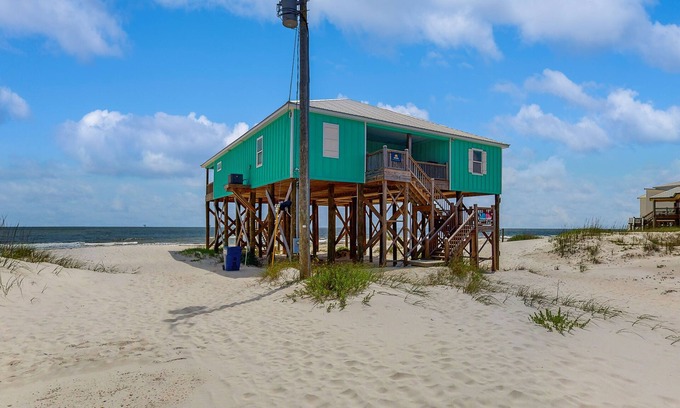 Dauphin Island House | Gulf Front, dog-friendly home with breathtaking views, washer/dryer & A/C