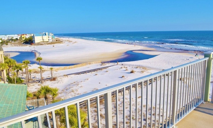 Seagrove Beach Condo | Gulf Front Penthouse Spectacular Panoramic Views of Eastern Lake and The Ocean