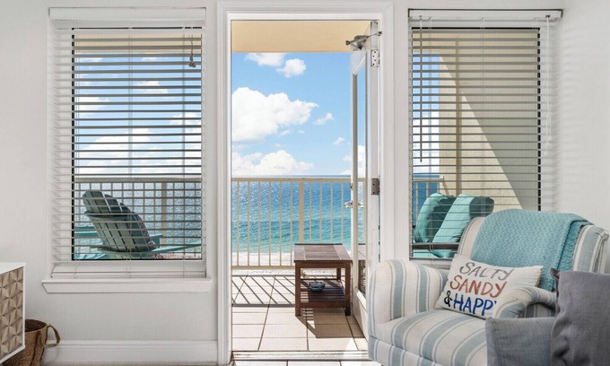Gulf Shores Condo | Gulf front- Sleeps 6! Walk everywhere. Beach Chair Service included in 2025!