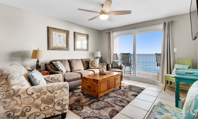 Fort Walton Beach Condo | ☀Gulf Front~Spectacular View~Pool~Renovated Condo & Complex~2BR The Palms 403🌅