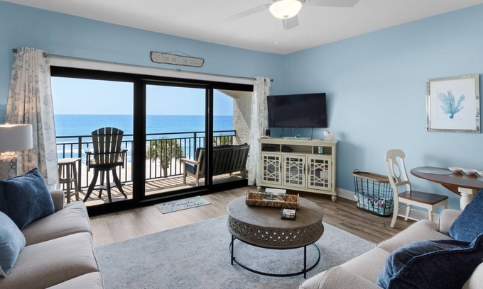 Seagrove Beach Condo | Gulf Front, Stunning Views & Near to Seaside + Free Attraction Tickets!