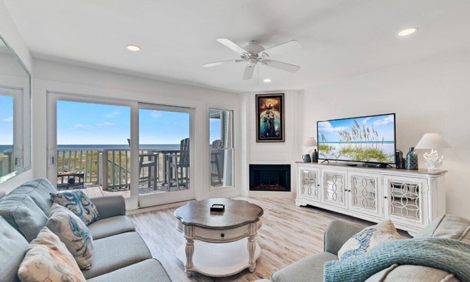 Ono Island House | Gulf Front Townhouse on Private Beach