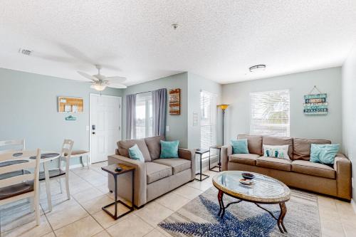 Navarre Beach Apartment | Gulf Island 412