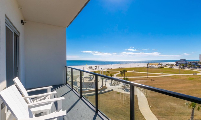 Gulf Shores Condo | Gulf Place Condos~Direct Beach Access~4BR