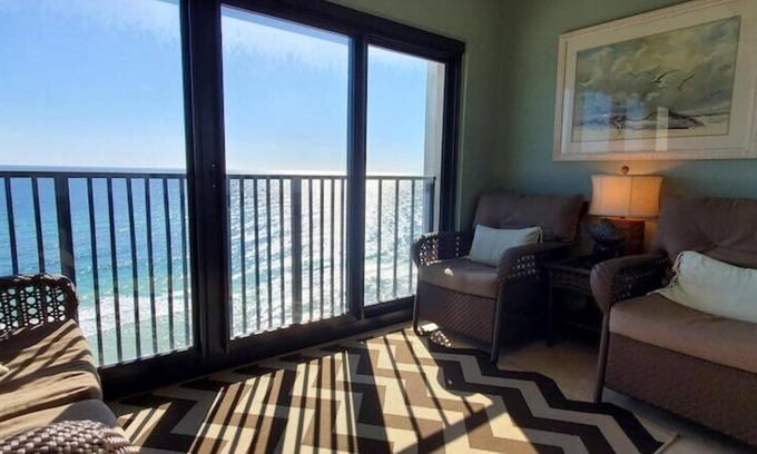 Gulf Shores Condo | Gulf Tower 10B -Beach Front 2 bedrm ,Direct Gulf View, pool, On The Beach! WIFI