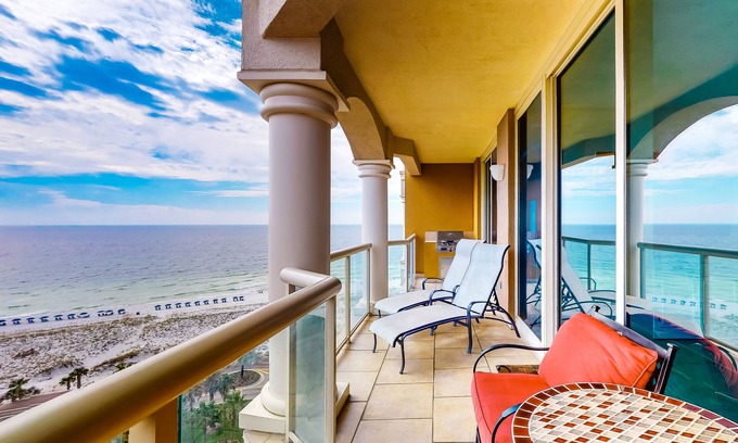 Pensacola Beach Condo | Gulf-View Condo with Shared Pool/Spa/Hot Tub, High-Speed WiFi, Balcony, & Patio