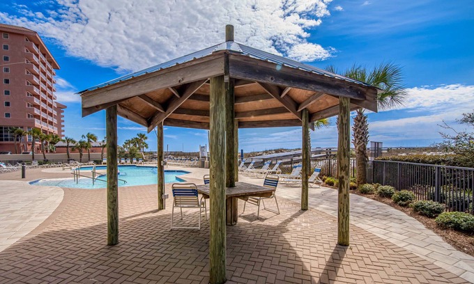 Orange Beach Condo | Gulf-view resort condo with WiFi, balcony, AC, pool, hot tub, & beach access