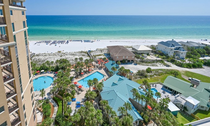 Sandestin Condo | Gulf Views ~ Beachfront ~ Seasonally Heated Pool