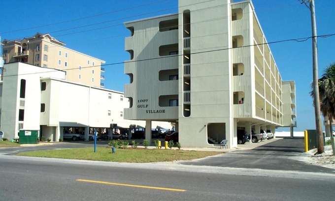 Gulf Shores Apartment | Gulf Village 106 Direct Gulf Front