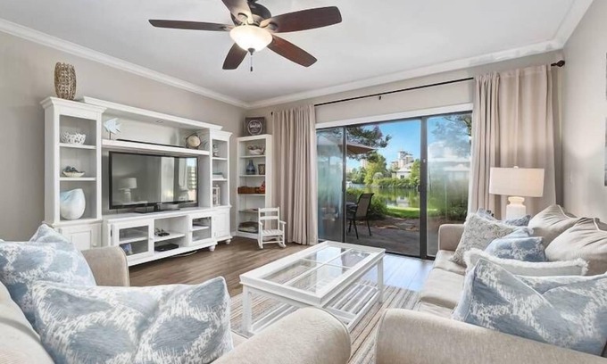 Sandestin House | "Gulf Wind Retreat" Sandestin Beachside Townhouse, Golf Cart, Pool