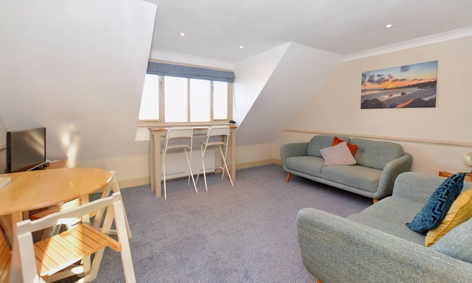 Sheringham Apartment | Gull View - a second floor apartment that sleeps 4 guests in 2 bedrooms