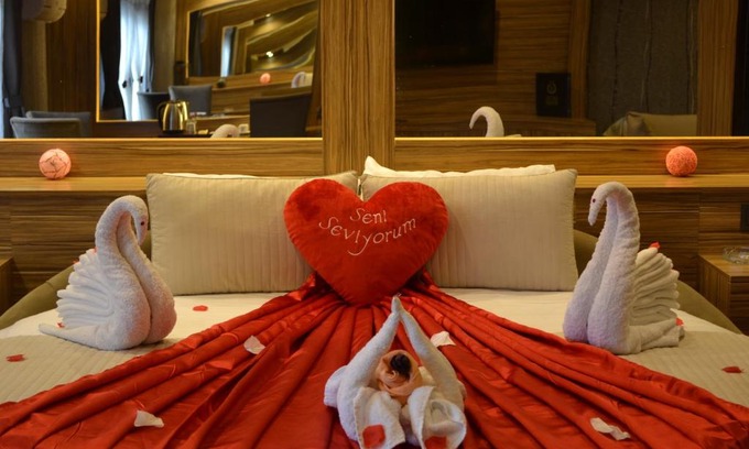 Gaziosmanpasa Hotel | Gumus Palace Suites
