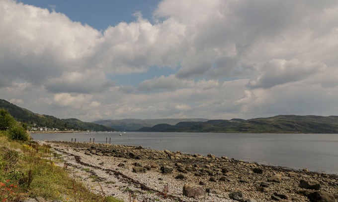 Tighnabruaich Cottage | Gun Powder Cottage