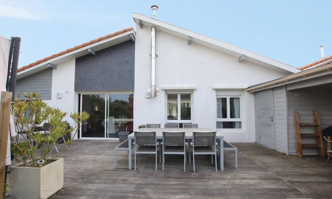 Pau Nord House | GURE ATHERBIA - PAU - Gîte