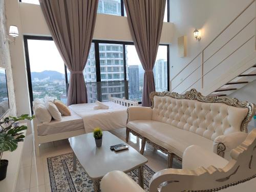 Downtown George Town Apartment | Gurney Duplex/2bedrooms/8pax