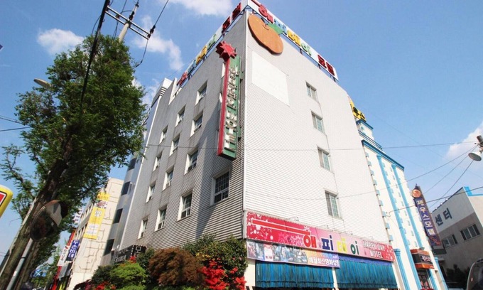 Chunghung Hotel | Gwangju Sinandong Happy Day