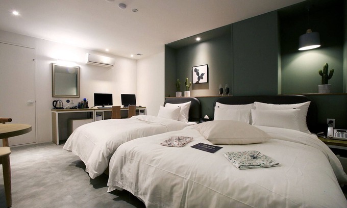 Gwangmyeong Hotel | Gwangmyeong Cheolsan Blanc