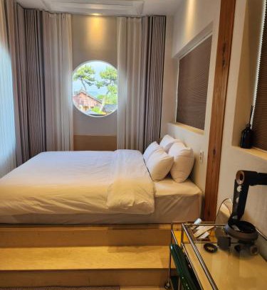 Gyeongju Hotel | Gyeongju central hanok