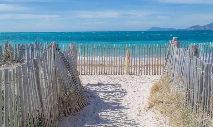 Toulon - Hyeres Hotel | Hôtel Almanarre Plage