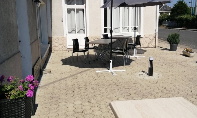 Noyers-sur-Cher Hotel | Hôtel de la Gare