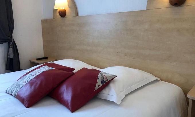 Barneville-Carteret Hotel | Hôtel De Paris