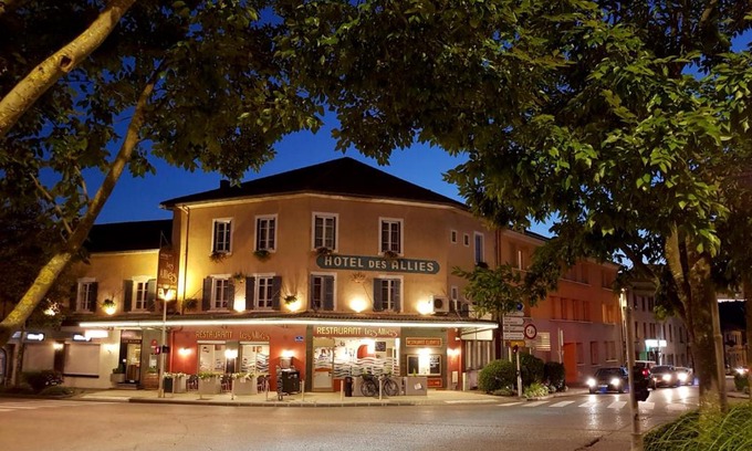 Pont-d'Ain Hotel | Hôtel Des Alliés