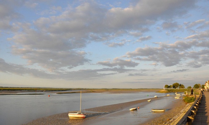 Saint-Valery-sur-Somme Hotel | Hôtel du Port et des bains