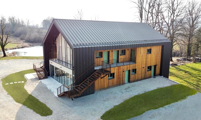Pont-du-Navoy Hotel | Hôtel En Tilleul