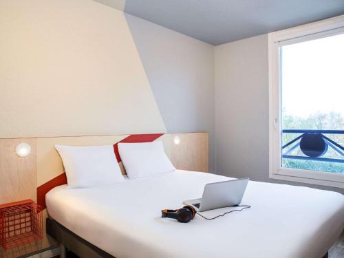 Coueron Hotel | Hôtel Ibis Budget Nantes Ouest Atlantis Couëron