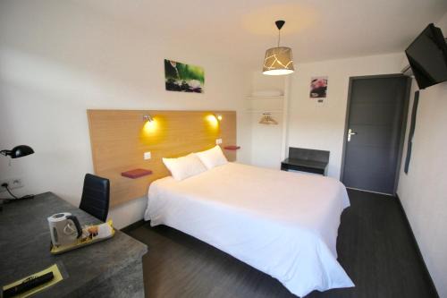 Coulounieix-Chamiers Hotel | Hôtel Le 15 Périgueux