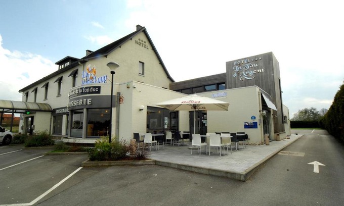 Beuzet Hotel | Hôtel Le Saint Loup