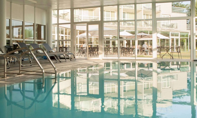 Saint-Pierre-du-Perray Hotel | Hôtel Novotel Senart Golf de Greenparc