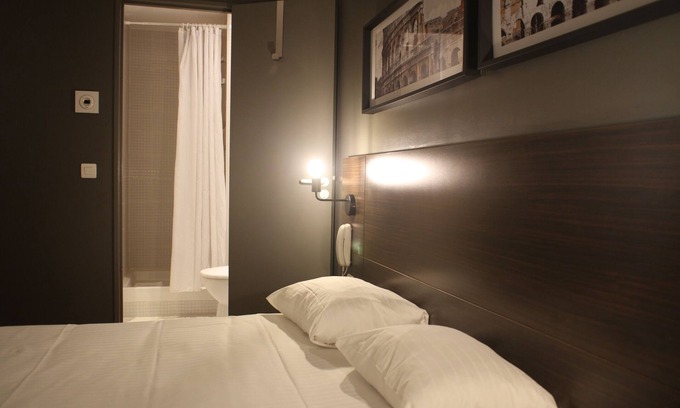 Athis-Mons Hotel | Hôtel Orly Superior