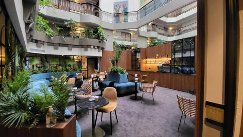 Neuilly-sur-Seine Hotel | Hôtel Paris Neuilly