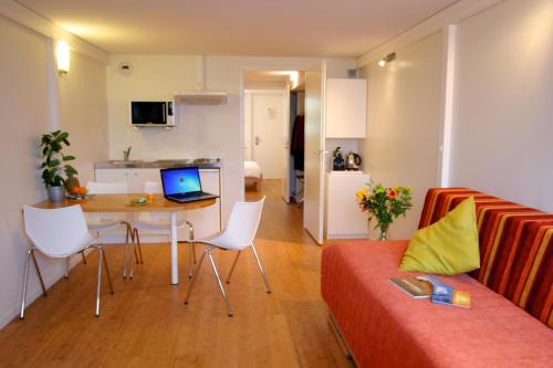 Chatillon-en-Michaille Hotel | Hôtel Pierre Blanche