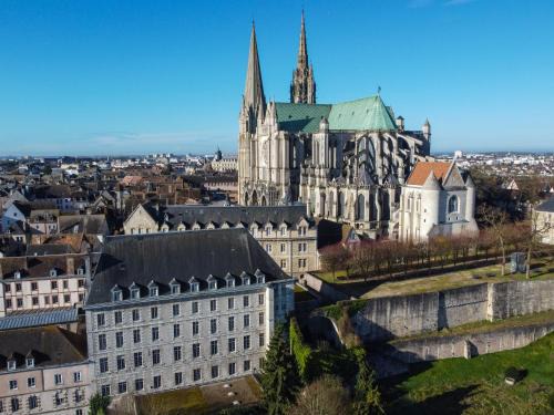 Chartres Hotel | Hôtellerie Saint Yves