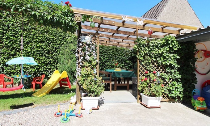 Kroepelin Apartment | Hühnergott - Willkommen in der Ferienwohnung Hühnergott in Kröpelin