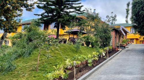 Wellington Hotel | Habba Kadal Kashmiri Heritage Hotel & Hub