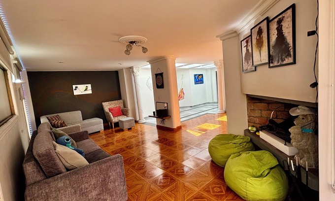Usaquen Apartment | Habitación privada con baño privado en Santa Bárbara, Bogotá