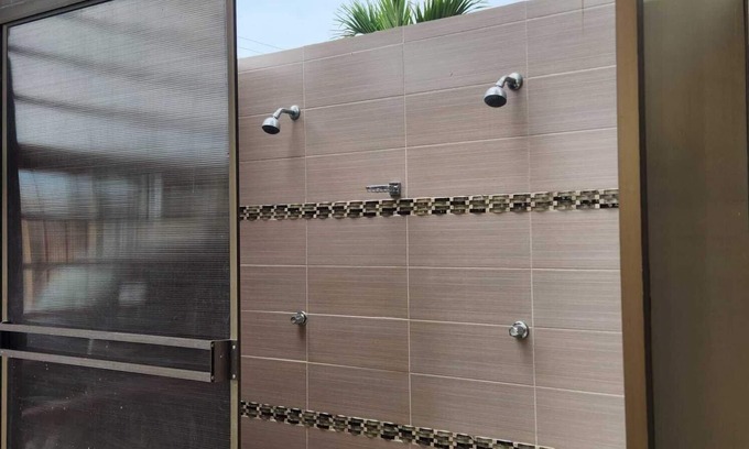 Salinas House | Habitación privada en Salinas