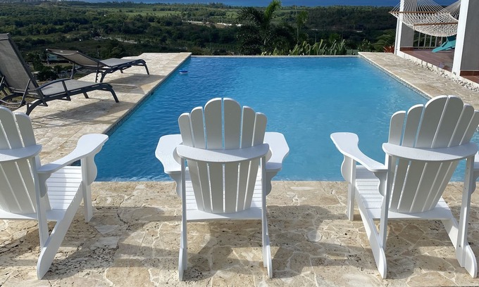 Pitahaya House | Hacienda Margarita—Private Pool, Amazing Views, Pickleball, Large Home!
